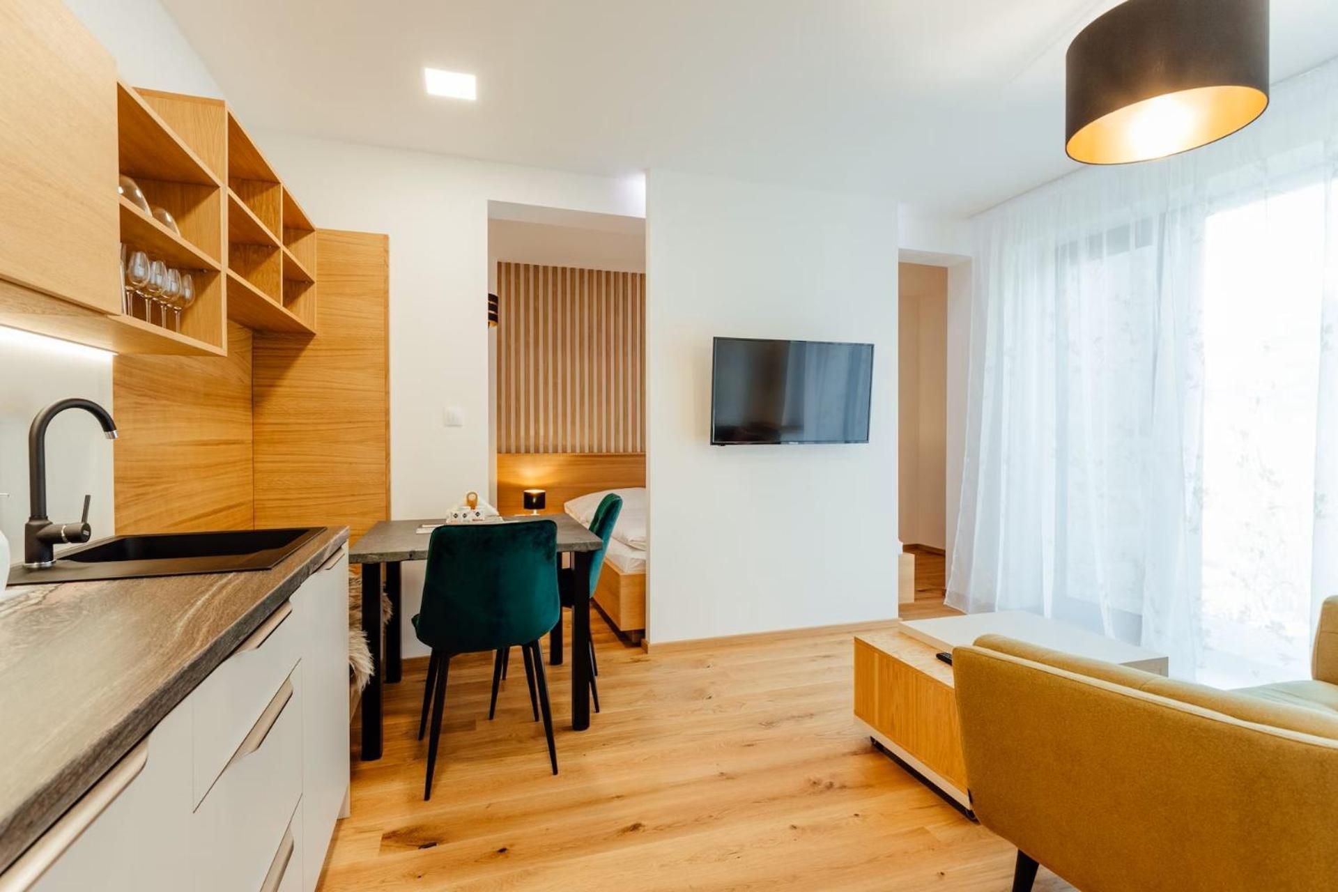 Budinski Apartmany & Wellness Liptovský Mikuláš Zimmer foto